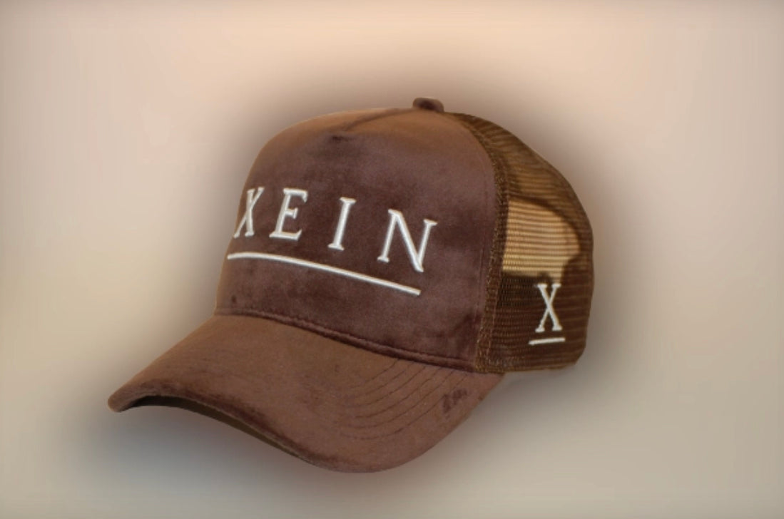Xein Black Velvet Trucker cap